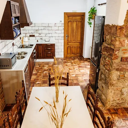 Casa La Antigua Holiday home *